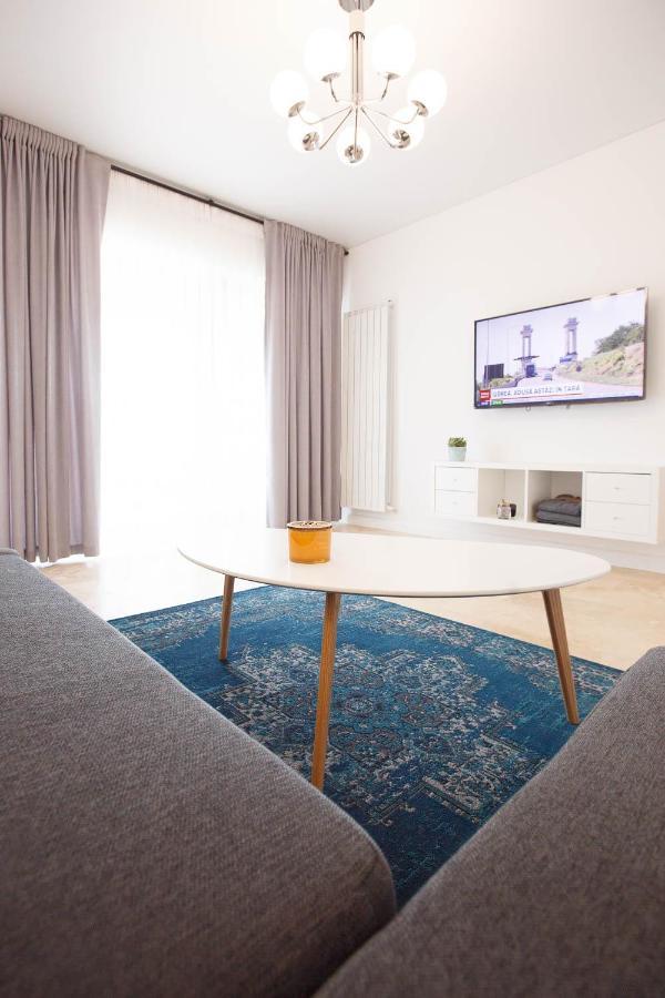 Mirage Sunset Mamaia Apartment D1 ภายนอก รูปภาพ